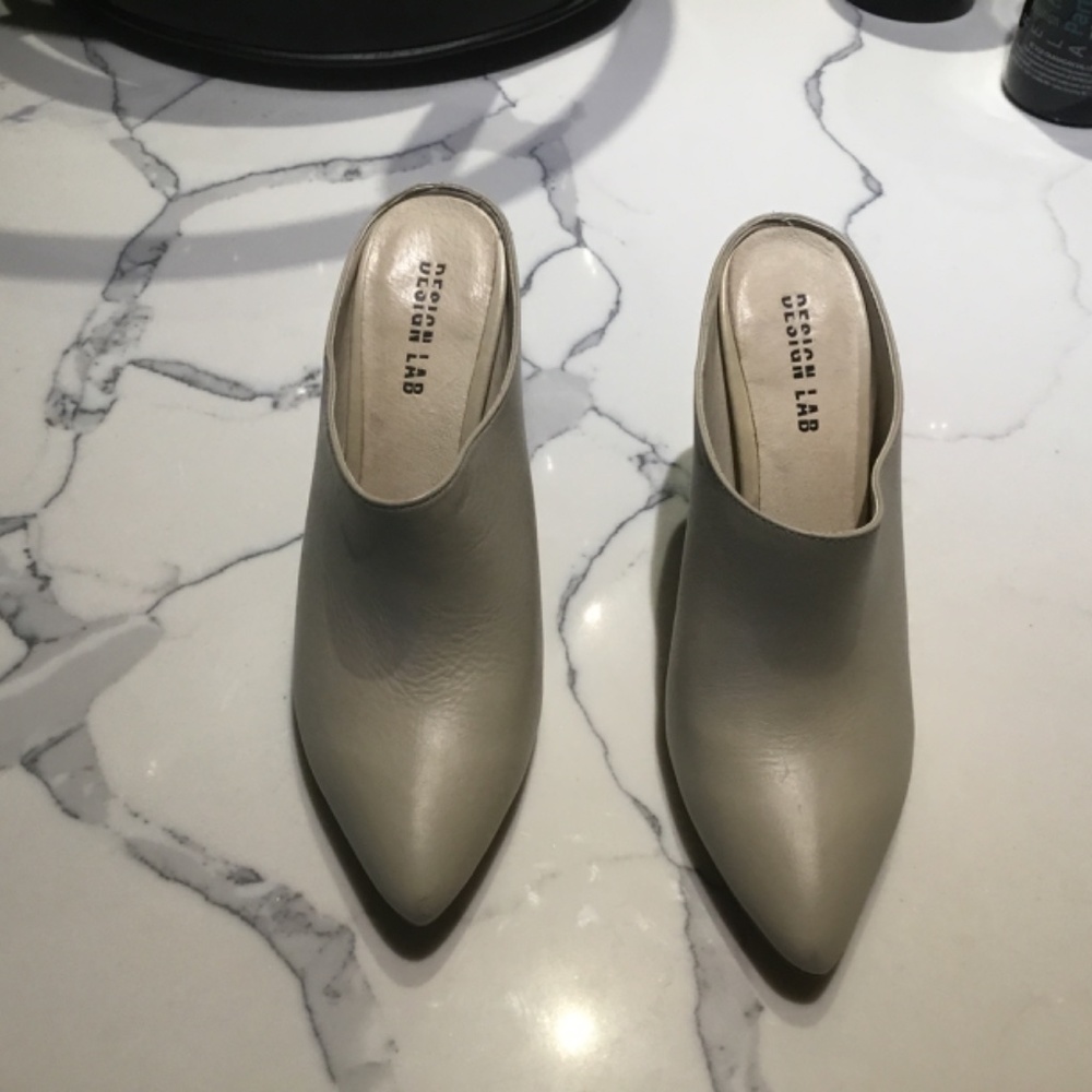 Heels - Picture 2 of 4